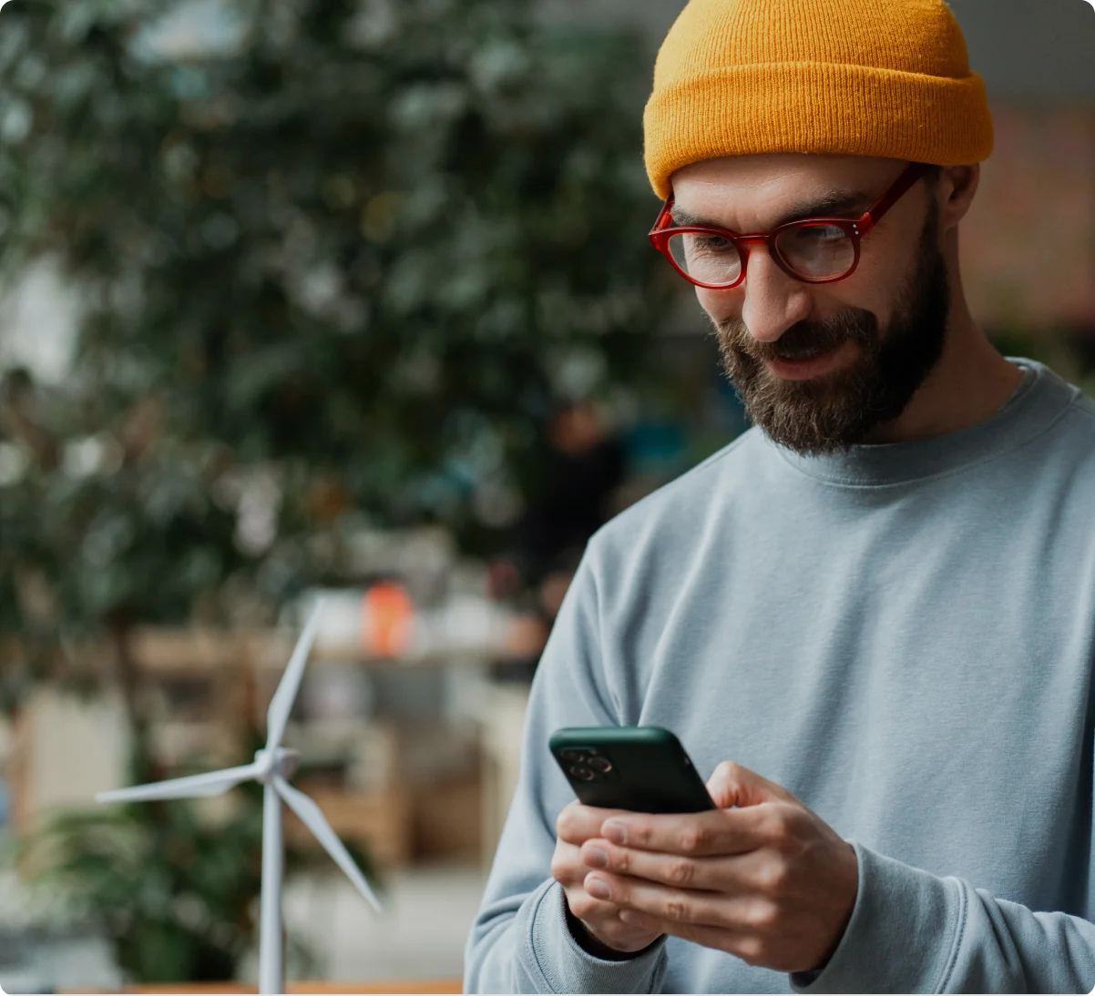 Candidat consultant ses missions HOCJOB sur son smartphone